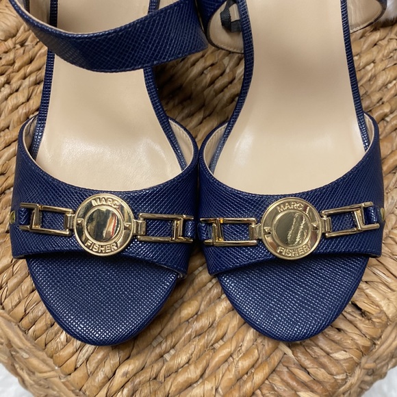 Marc Fisher Navy with gold embellishment wedges  size 8 Never worn - Picture 6 of 7